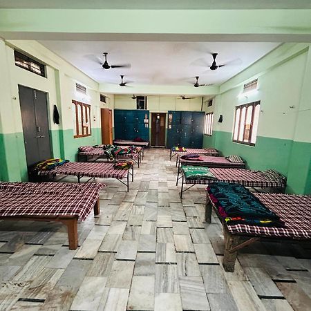 Satsang Lodge Varanasi Exterior foto